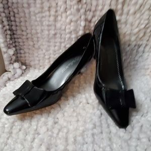 BLACK PATTEN BELLA VITA HEELS, 7.5M 2.5" HEELS